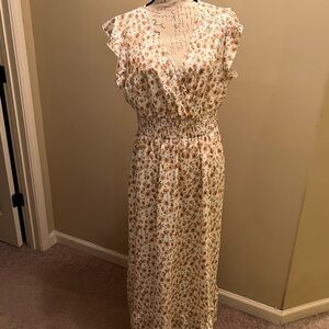 SHEIN Curve Floral Top in Cream and Brown